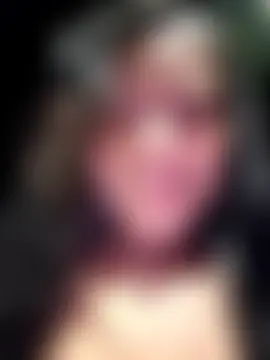 cindy_damm's Live Chat Room