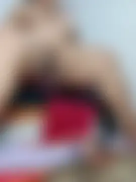 Lucky-hot-girls Adlı Modelin Canlı Sohbet Odası