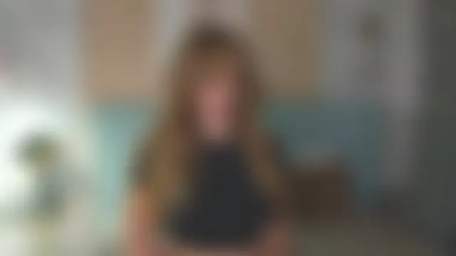 Chat soba uživo modela LoraineLuff