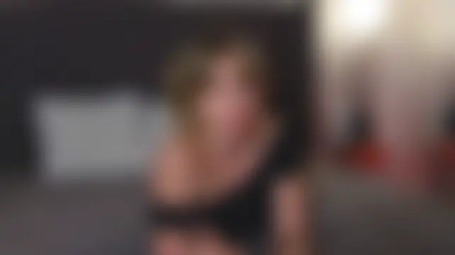 Sala de chat ao vivo de LoraineLuff