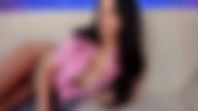 Belle_Emmanuelle's Live Chat Room