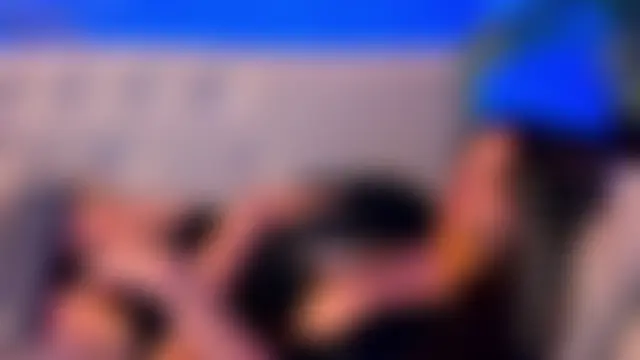 חדר צ'אט בשידור חי של Belle_Emmanuelle
