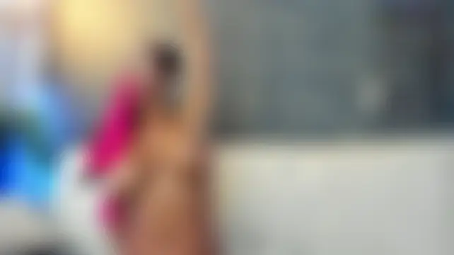 Belle_Emmanuelle's Live Chat Room