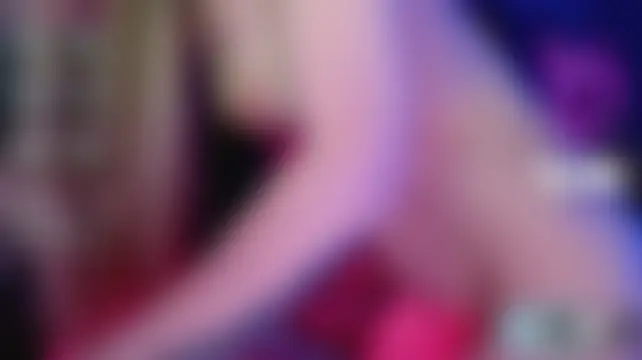 mischellemeow13 Adlı Modelin Canlı XXX Sohbeti