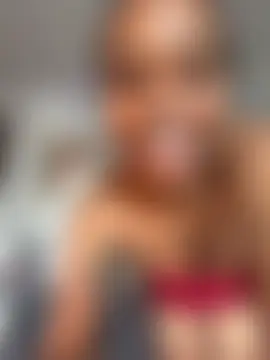 LUNA4pussy Live Chatraum
