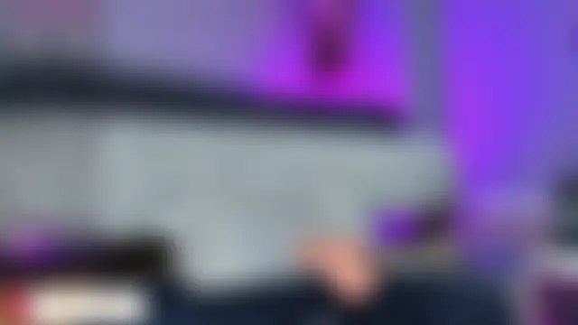 Ian_Castillo_ Шоу с уебкамера