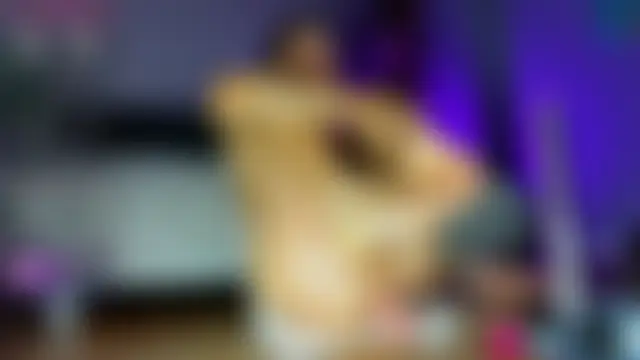 عرض كام Ian_Castillo_ الجنسي المباشر