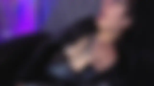 aprildreams19's Live Webcam Chat