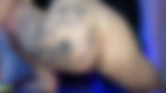 ItsMolly লাইভ চ্যাট রুম