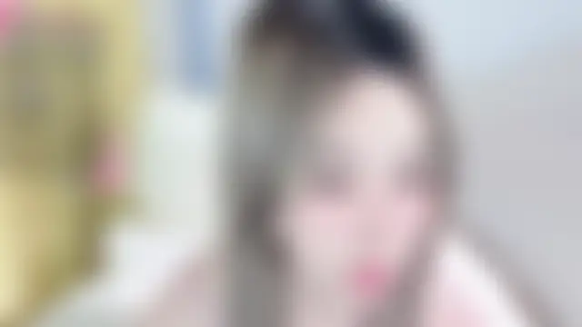 Thalassa__ Adlı Modelin Canlı Sohbet Odası