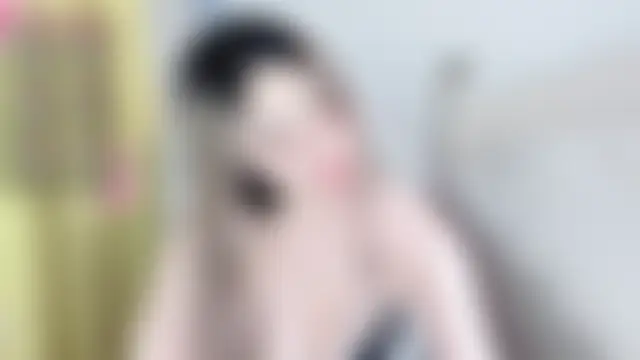חדר צ'אט בשידור חי של Thalassa__