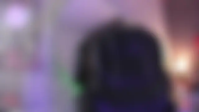 alice__tylor élő chatszobája