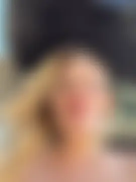 justmilaa's Webcam Show