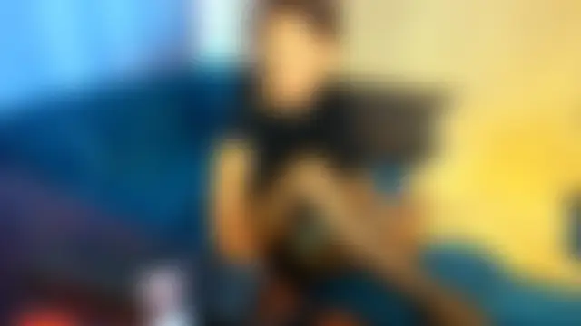 Elizabe_th: δωμάτιο απευθείας συνομιλίας