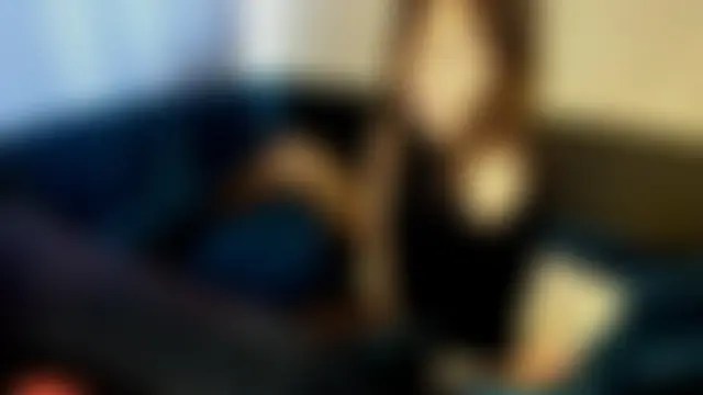 Elizabe_th: δωμάτιο απευθείας συνομιλίας