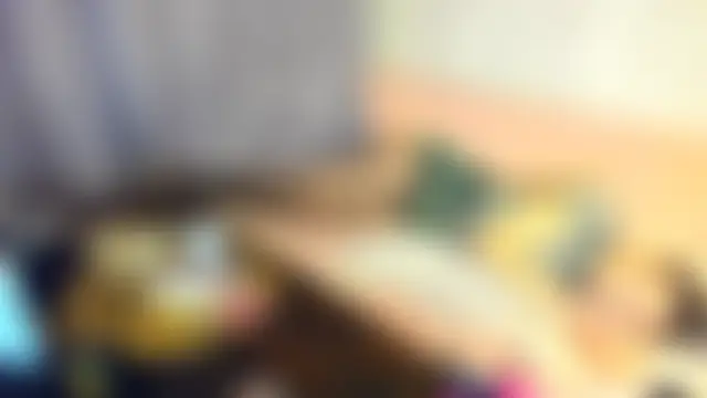 Elizabe_th's Live Chat Room