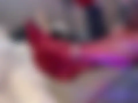 Chat soba uživo modela GoddessMonicaAngels
