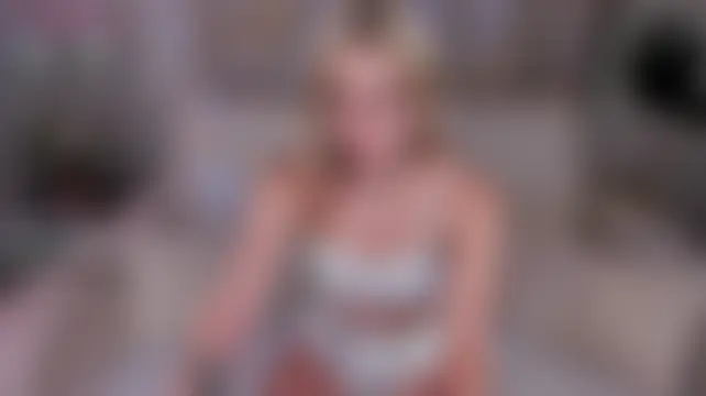 XXX chat uživo modela emy__angel