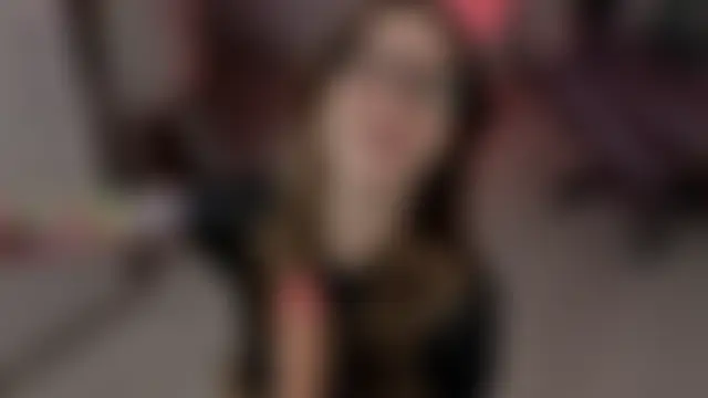 Marta_May_: δωμάτιο απευθείας συνομιλίας