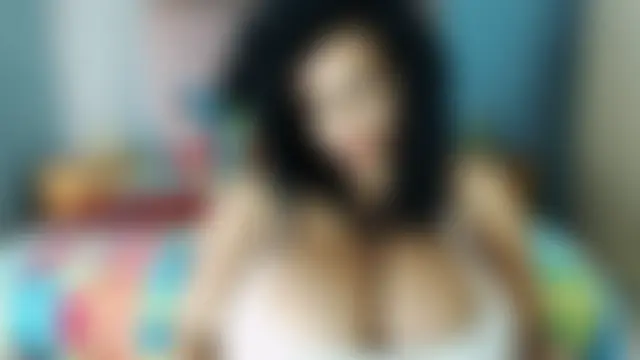 BustyyFaye Adlı Modelin Canlı XXX Sohbeti