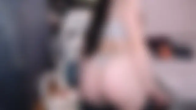 lunalovesu webkamerás műsora