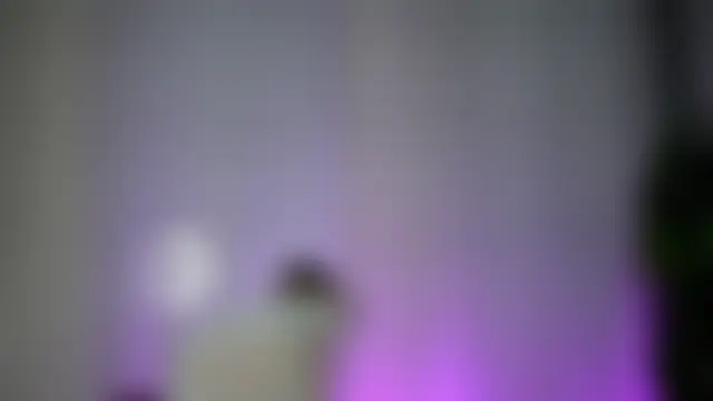 VivianneSteinX élő chatszobája