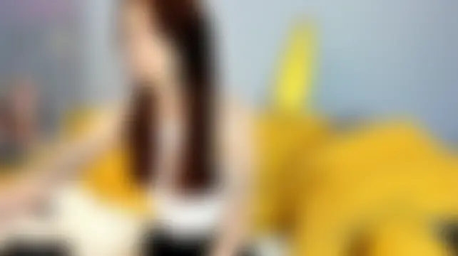 Kira_Ke11y Adlı Modelin Canlı Sohbet Odası