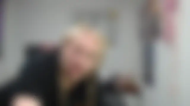 Chat +18 de emperabigbootybigass ao vivo