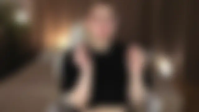 Colleen_Blake élő chatszobája