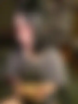 lalallalalaa- élő chatszobája