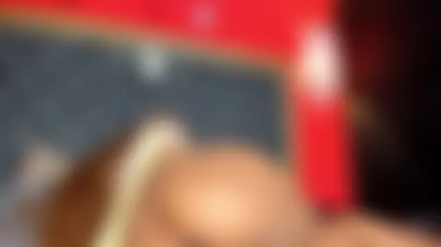 YayaHilton's Webcam Show