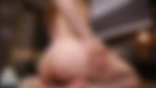 Živá chatovací místnost LoraDevon