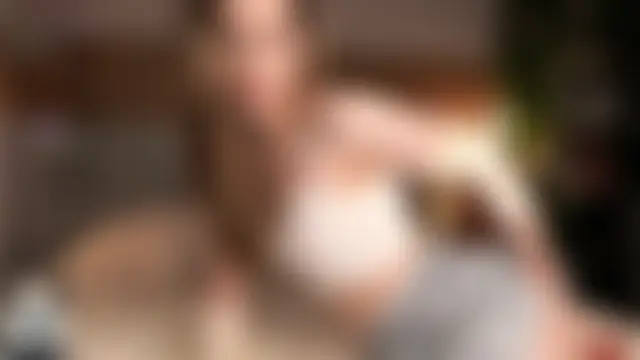 Živá chatovací místnost LoraDevon