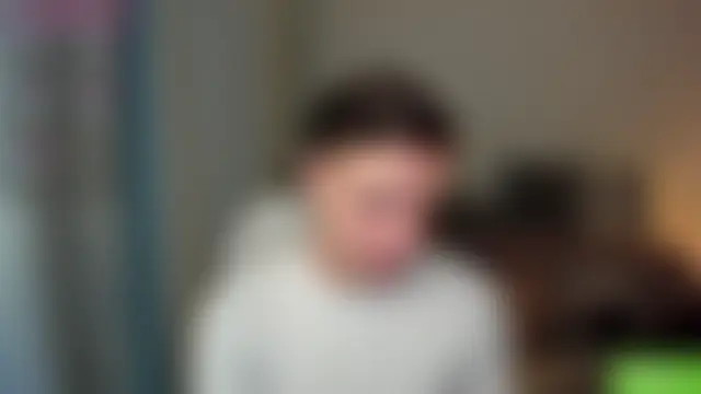 handsome_guy01's Webcam Show
