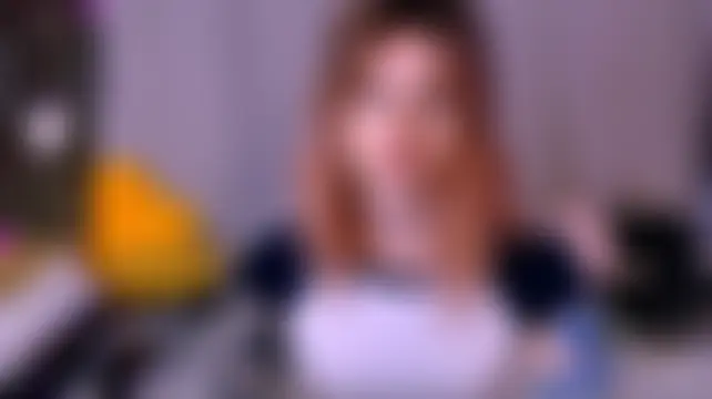 Alice_Hellsn Webbikameraesitys