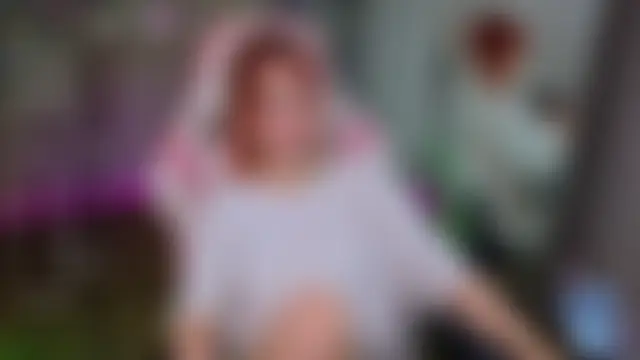 RedVelveten's Live XXX Chat