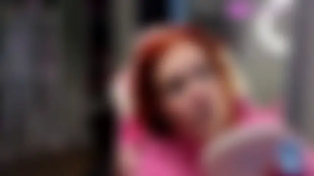 XXX chat uživo modela RedVelveten
