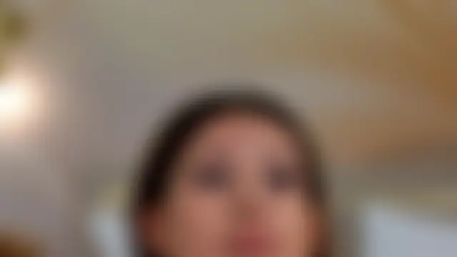 milaleoneli 现场聊天室