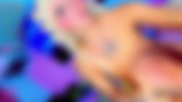 Thalia_girl21: διαδικτυακό σόου στην κάμερα