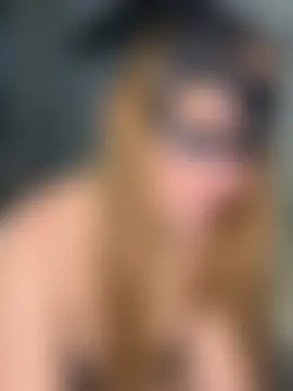 Mia_harmati লাইভ সেক্স ক্যাম শো