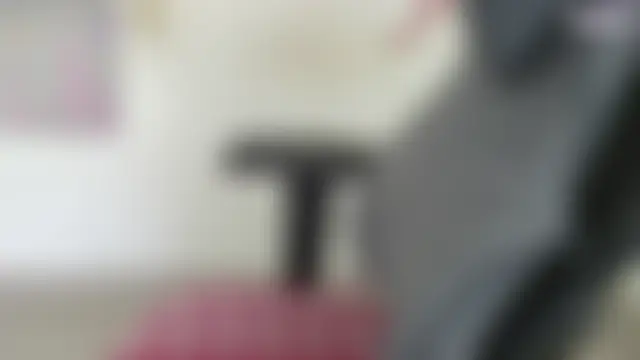 punemodel élő chatszobája