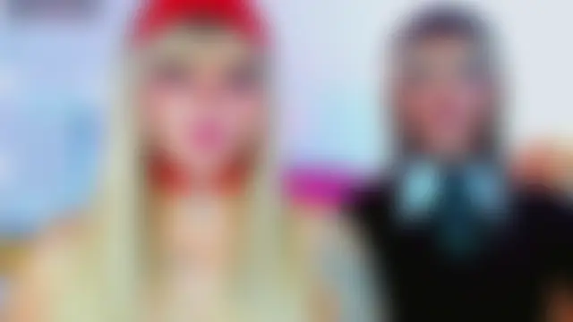 Pokazy przed seks kamerką na żywo – AdanKinng