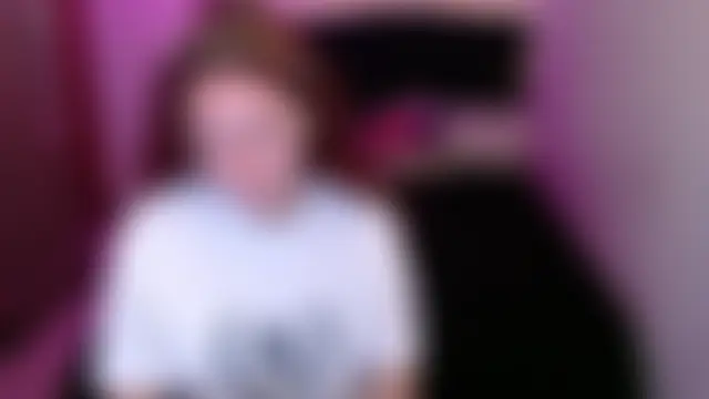 holy_juli Live Chatraum