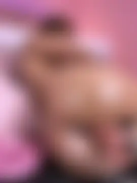 KellyOlsenbe's Webcam Show