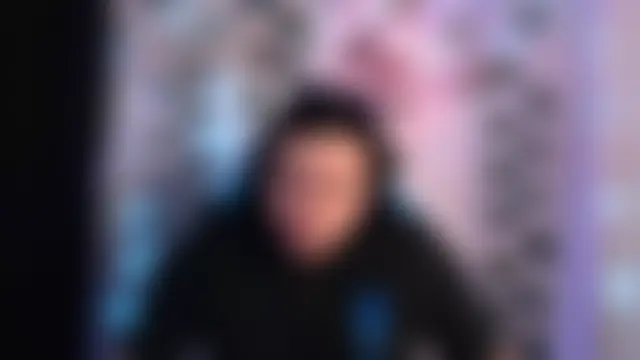 Nika_1_'s Live Chat Room