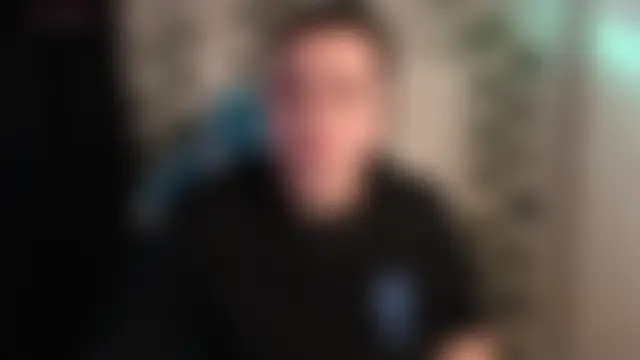 Nika_1_ Cameră chat live