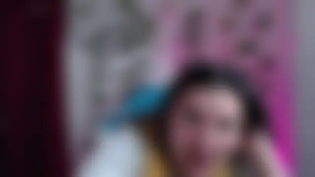 Nika_1_ Cameră chat live