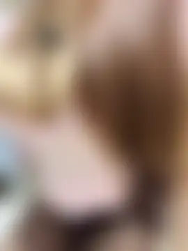 Selenaaaaa-: δωμάτιο απευθείας συνομιλίας