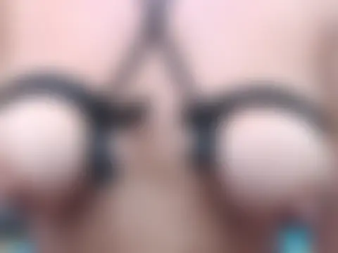 צ'אט XXX בשידור חי של tamara_hottt