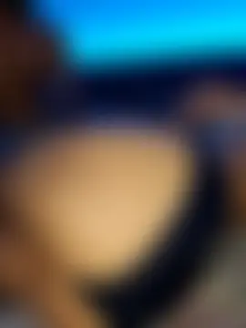 Monika00090 webcam show